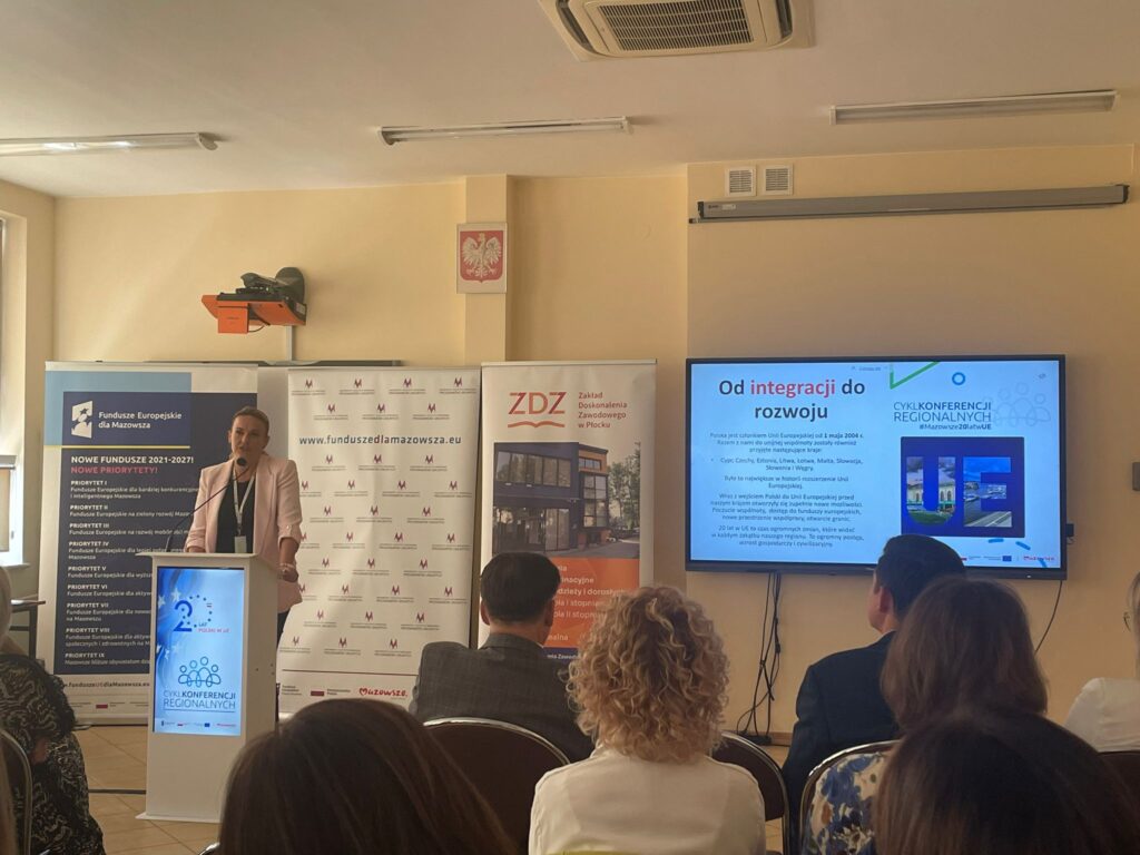 Pani I. Soja Kozłowska, Dyrektor MJWPU