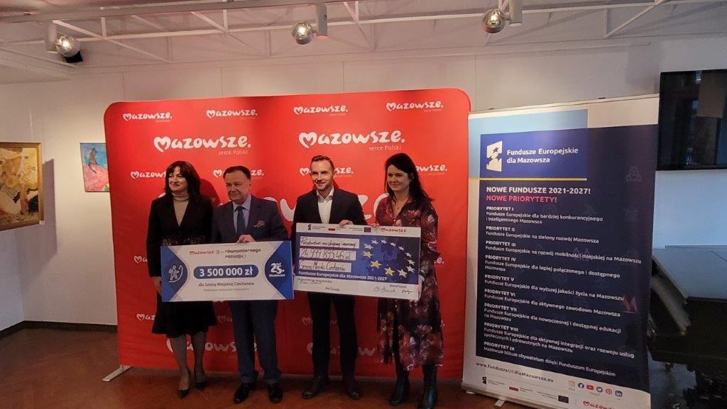 Symboliczne Czeki Dla Ciechanowa