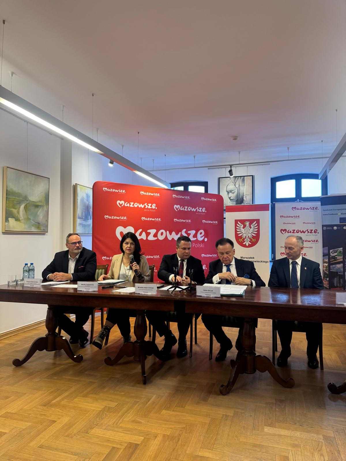 Monika Tchorznicka zastepca dyrektora MJWPU zabiera glos na temat projektow