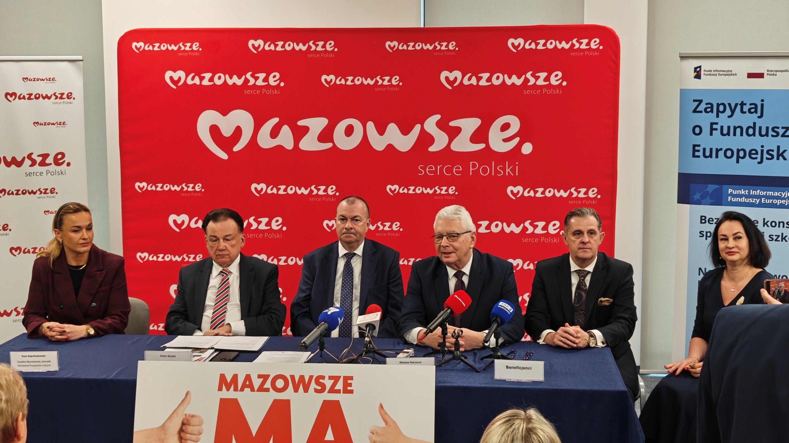 Podpisanie umowy srodki z UE na termomodernizacje DPS Kombatant w Ciechanowie scaled