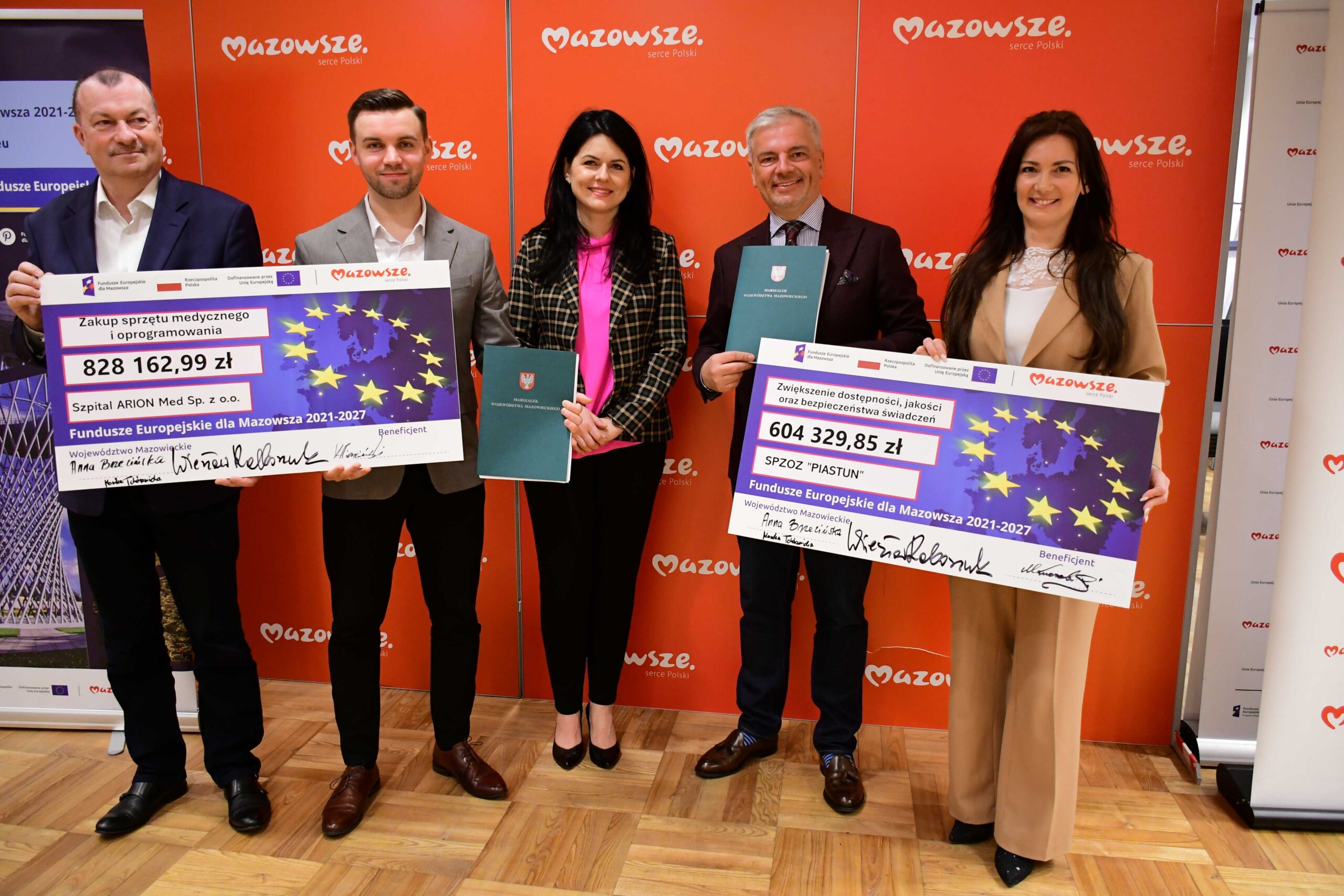 Umowy podpisane scaled