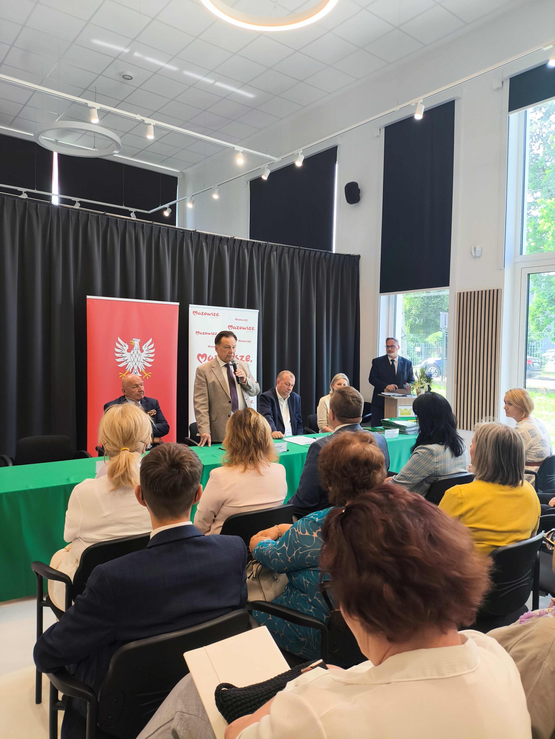 Marszalek A. Struzik wita beneficjentow w Teresinie scaled