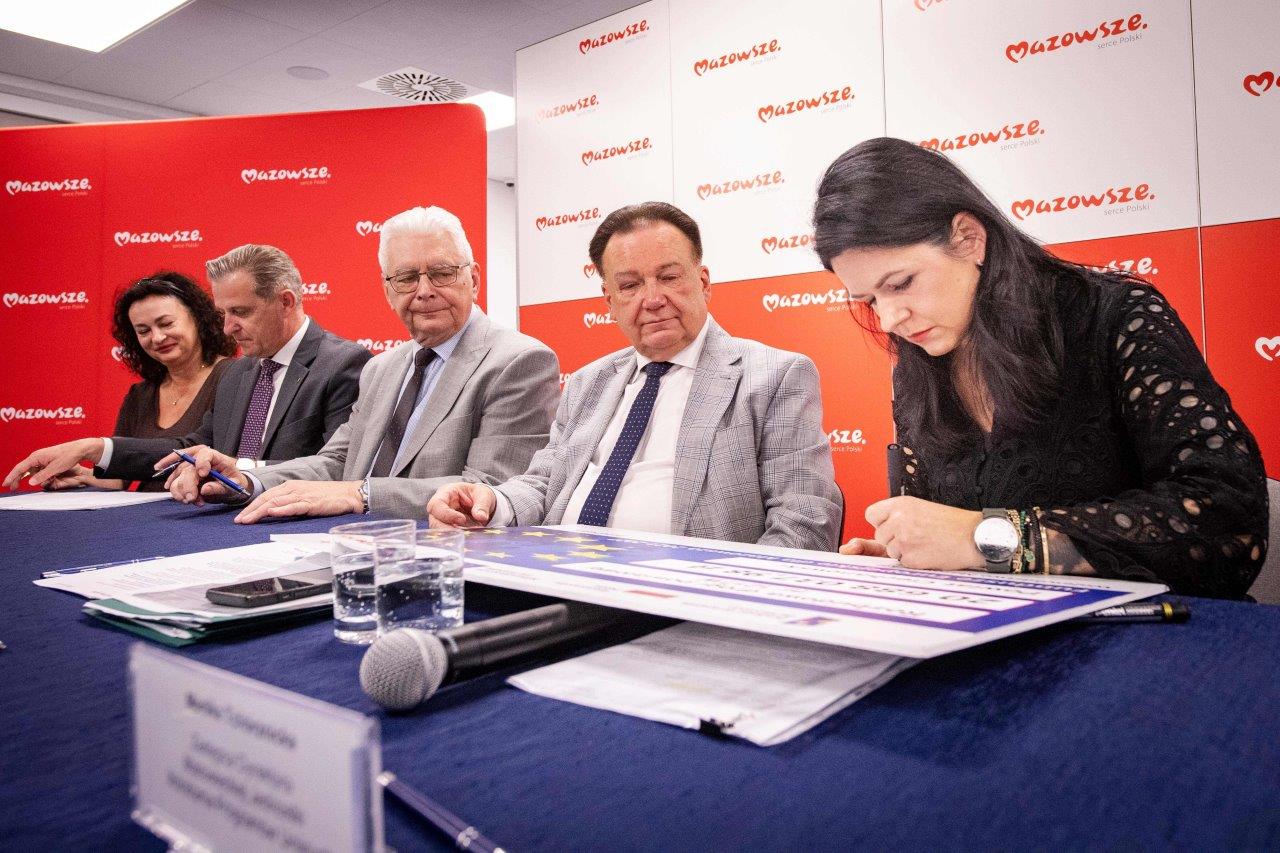 Ponad 206 mln zl unijnego wsparcia dla powiatu ciechanowskiego na rozbudowe drogi powiatowej nr 1217W 2