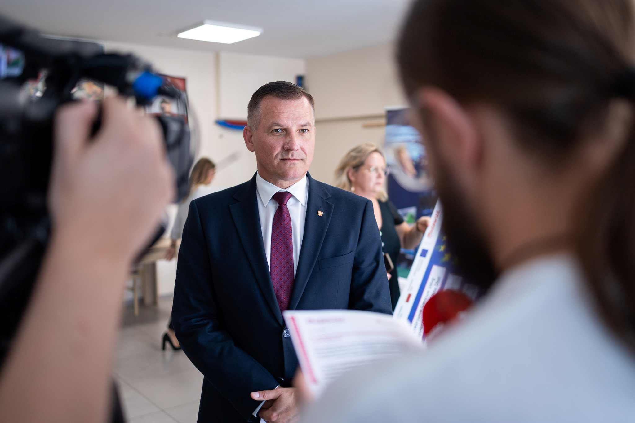 Wicemarszalek Rafal Rajkowski na wydarzeniu z okazji podpisania umowy FEM