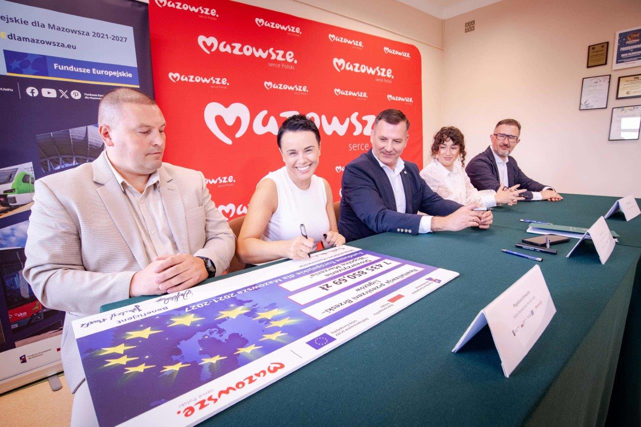 Podpisanie czeku w Radomiu